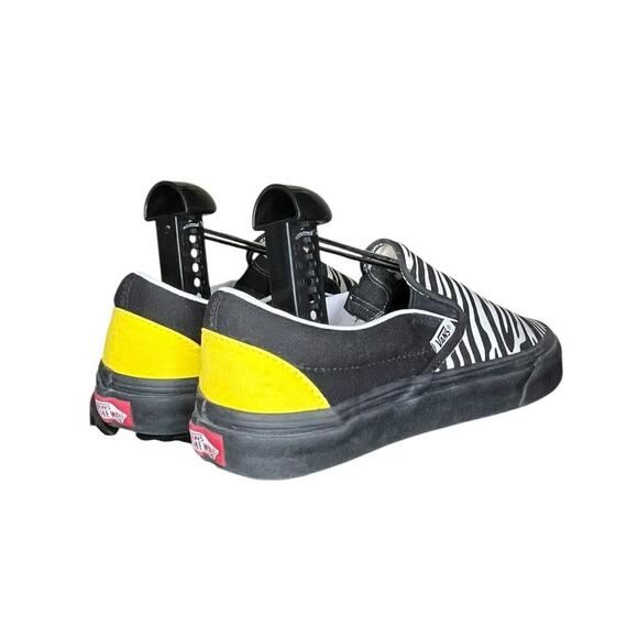 Vans Off The Wall Zebra Slip On Sneakers Size M6.5 W8 Black White - Picture 4 of 6